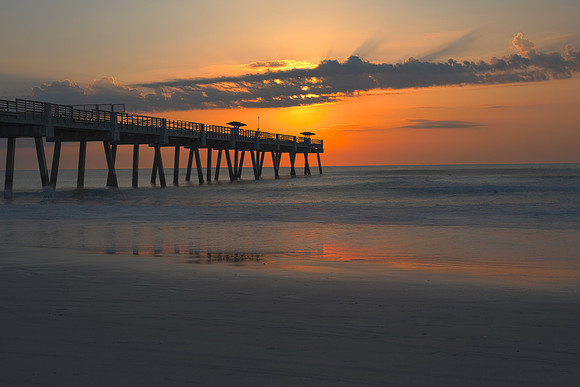 Sunrise at the pier
